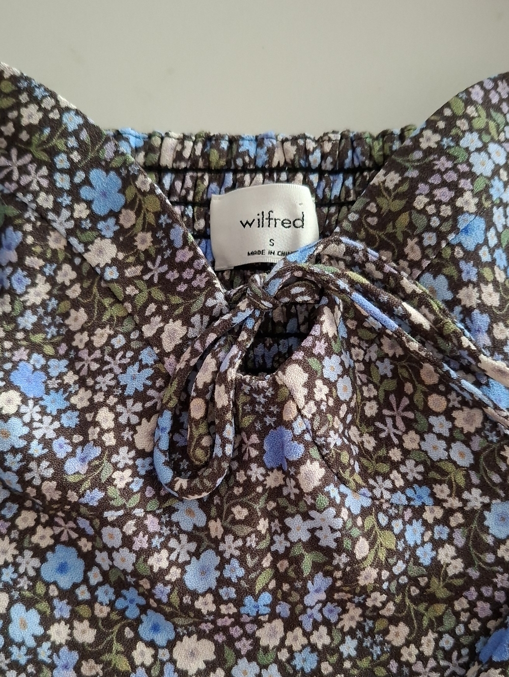 Wilfred Milkmaid Cropped Floral Feminine Bow Detail Puff Sleeve Blouse (Size S) - Picture 2 of 8